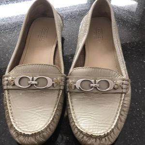 Good condition coach loafers sz7.5 few scratches